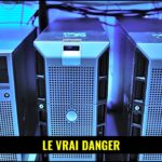 Serveurs informatiques avancés représentant le développement d'une intelligence artificielle